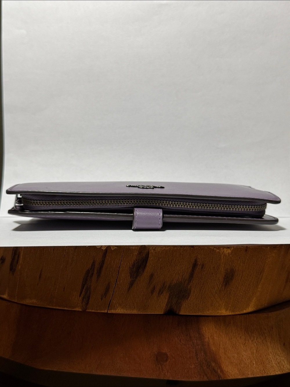 Rare Color Coach Skinny Wallet in Muted Grape - Picture 4 of 10
